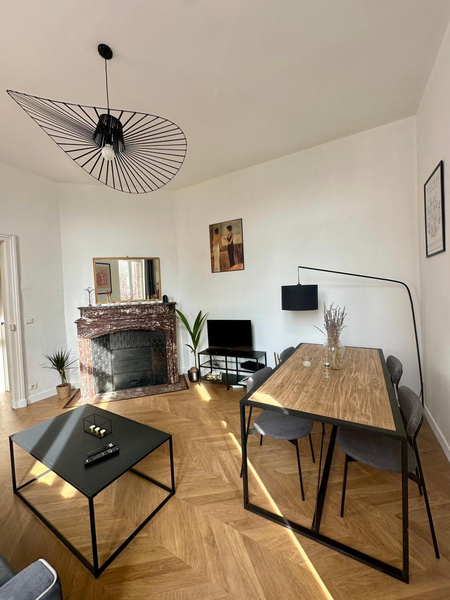 Spacieux Appt Haussmannien Parking Prive Amiens Extérieur photo