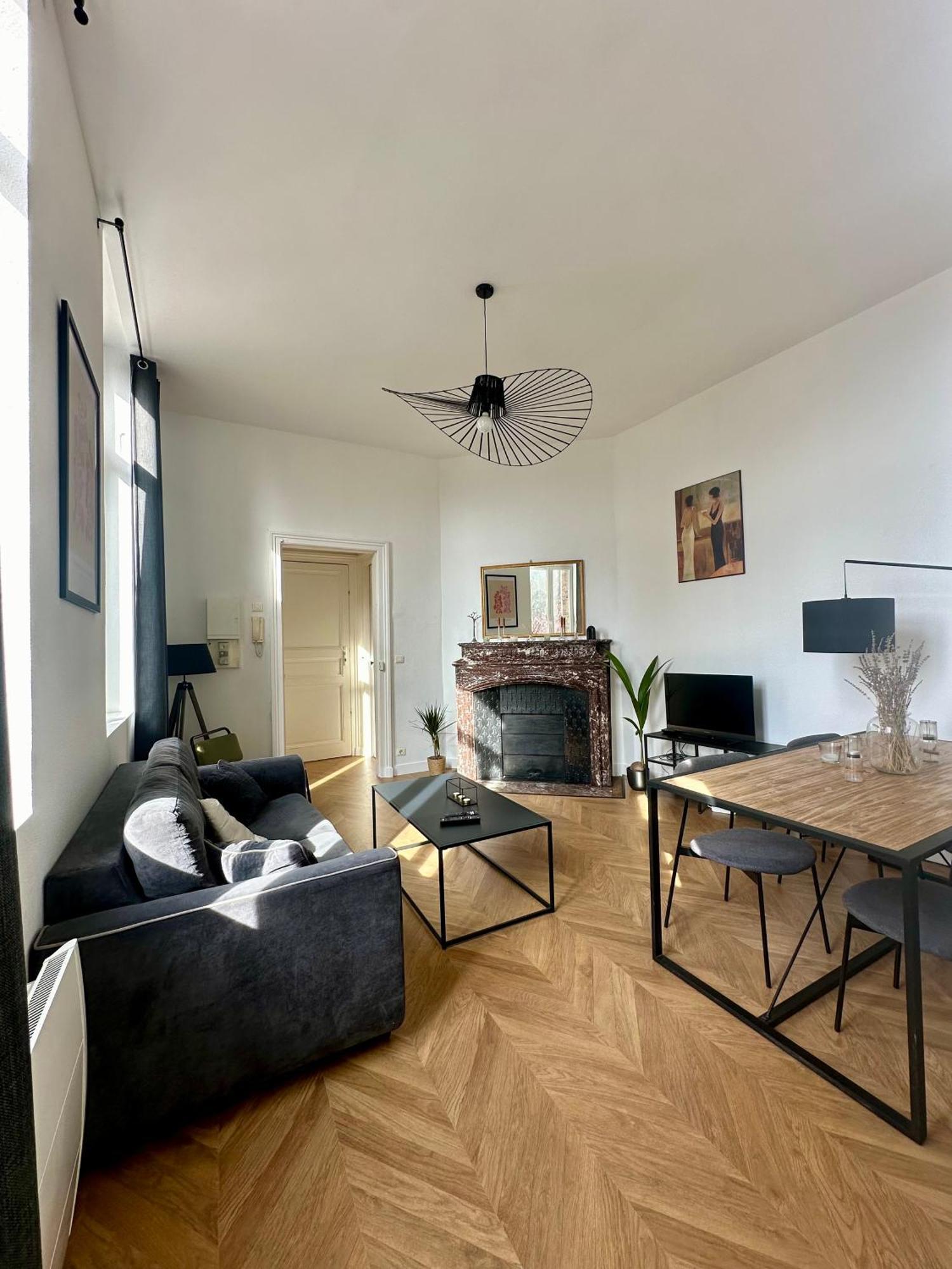 Spacieux Appt Haussmannien Parking Prive Amiens Extérieur photo